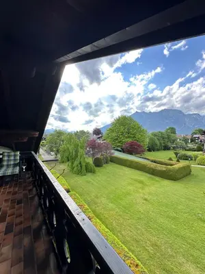 Ein Garten an der Unterkunft Ferienwohnung Zum Fiaker