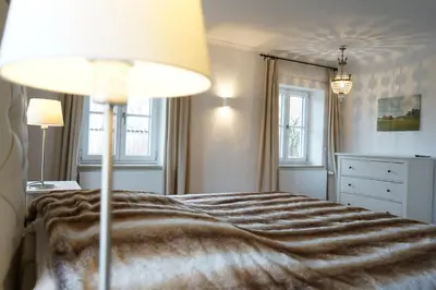 Ein Bett oder Betten in einem Zimmer der Unterkunft Mara Restaurant & Hotel