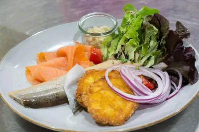 Essen im Gasthaus oder in der Nähe