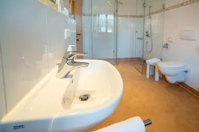 Ein Badezimmer in der Unterkunft Landhotel Hoisl-Bräu