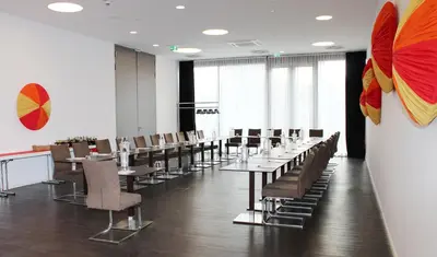 Der Geschäftsbereich oder Konferenzraum in der Unterkunft enso Hotel