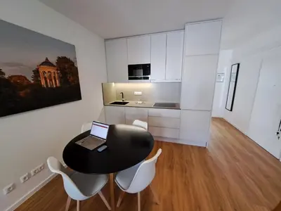 Küche/Küchenzeile in der Unterkunft East Park Apartments Baumkirchner Str 18