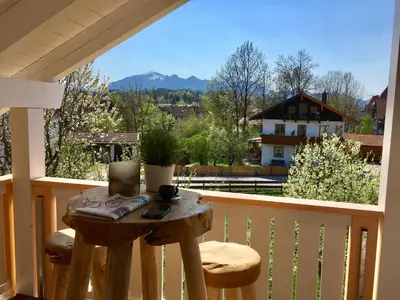 Ein allgemeiner Bergblick oder ein Berglick von der Ferienwohnung aus