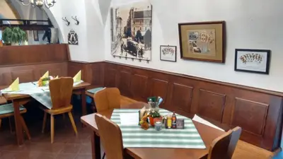 Getränke in der Unterkunft Altstadt- und Businesshotel Pfaubräu - Brauereigasthof - Frühstücksbuffet - kostenfreie Radgarage - Hunde willkommen