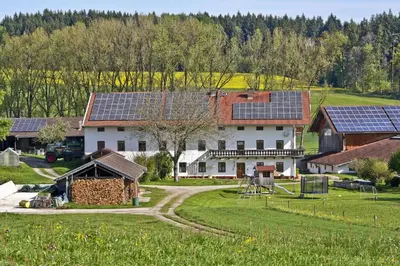 Naturlandschaft in der Nähe des Bauernhofs