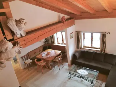 Ein Sitzbereich in der Unterkunft City Apartment