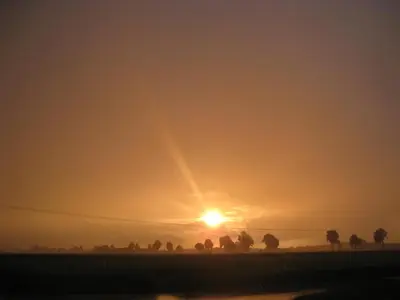 Blick auf den Sonnenuntergang/Sonnenaufgang von der Ferienwohnung aus oder aus der Nähe