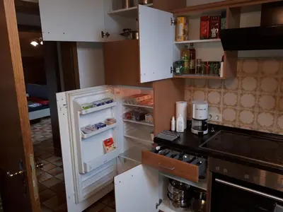 Küche/Küchenzeile in der Unterkunft Karl-Stieler-Straße