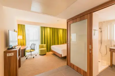 TV/Unterhaltungsangebot in der Unterkunft Hampton By Hilton Munich City West