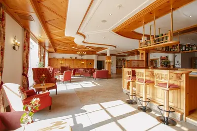 Ein Sitzbereich in der Unterkunft Glasl's Landhotel