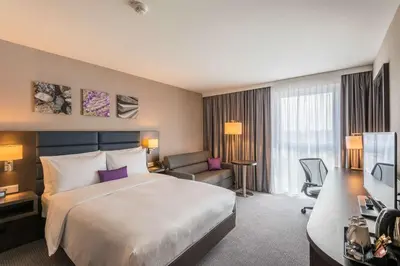 Ein Bett oder Betten in einem Zimmer der Unterkunft Hilton Garden Inn Munich City West