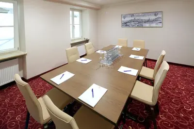 Der Geschäftsbereich oder Konferenzraum in der Unterkunft Bayerischer Hof