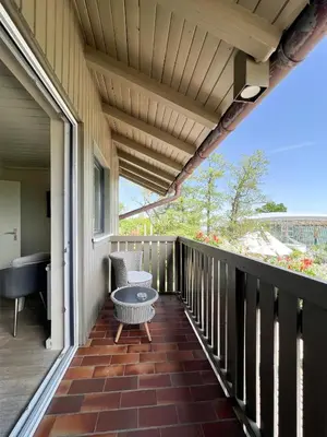 Ein Balkon oder eine Terrasse in der Unterkunft Hotel Schlossblick Chiemsee
