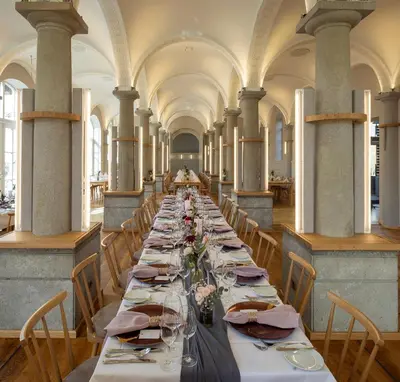 Ein Restaurant oder anderes Speiselokal in der Unterkunft Hotel Kloster Holzen