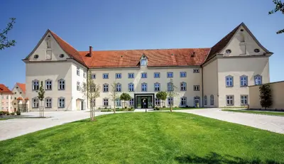 Das Gebäude in dem sich das Hotel befindet