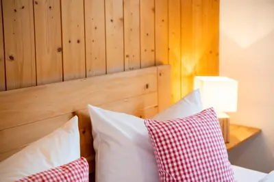 Ein Bett oder Betten in einem Zimmer der Unterkunft Fischer Apartments