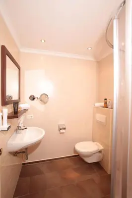 Ein Badezimmer in der Unterkunft Landgasthof Zum Sägwirt
