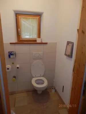 Ein Badezimmer in der Unterkunft Prälatenstraße 10