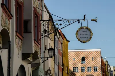 Das Gebäude in dem sich das Hotel befindet