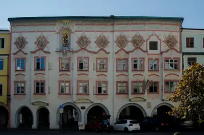 Das Gebäude in dem sich das Hotel befindet