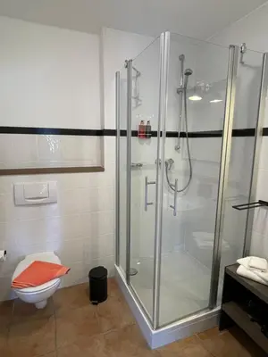 Ein Badezimmer in der Unterkunft Freihaus18****