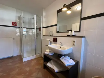 Ein Badezimmer in der Unterkunft Freihaus18****