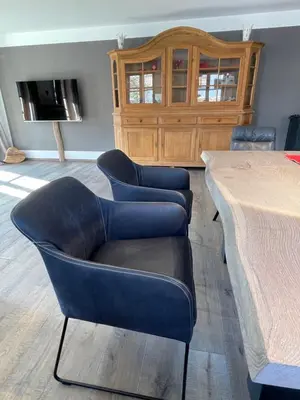 Ein Sitzbereich in der Unterkunft Freihaus18****