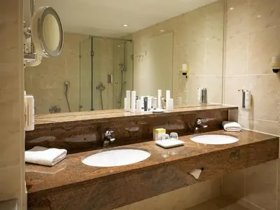 Ein Badezimmer in der Unterkunft Atomis Hotel Munich Airport by Mercure