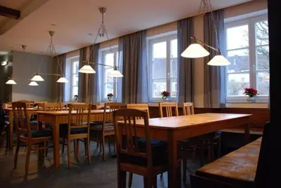 Ein Restaurant oder anderes Speiselokal in der Unterkunft Altstadthotel Bauern Bräu Schrobenhausen