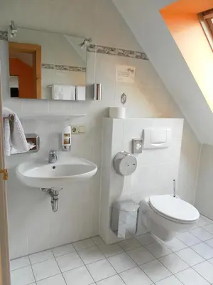 Ein Badezimmer in der Unterkunft Landgasthof Asum