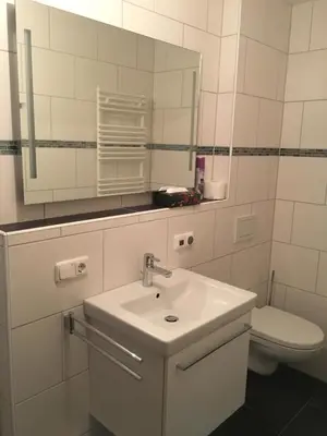 Ein Badezimmer in der Unterkunft Anton‘s Souterrain-Wohnung