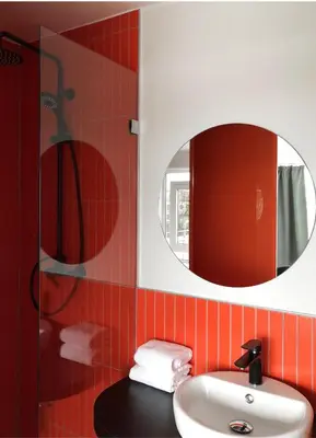 Ein Badezimmer in der Unterkunft The Dot | 24/7 Checkin