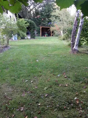 Ein Garten an der Unterkunft Ferienhaus Kraihof, Münchner Straße 234