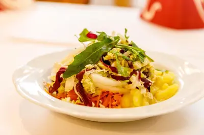 Essen in der Pension oder in der Nähe