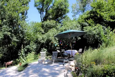 Ein Garten an der Unterkunft Chalet Landsberg