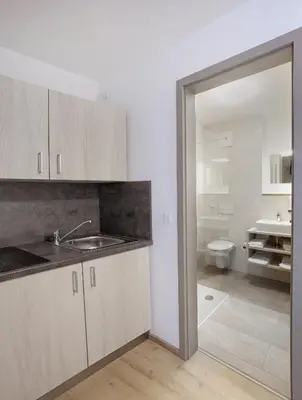 Ein Badezimmer in der Unterkunft Apartment Hotel 37