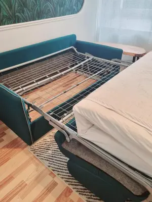 Ein Bett oder Betten in einem Zimmer der Unterkunft Schöner wohlfühlen in Augsburg 2 zimmer apartment zentral bis zu 4 personen