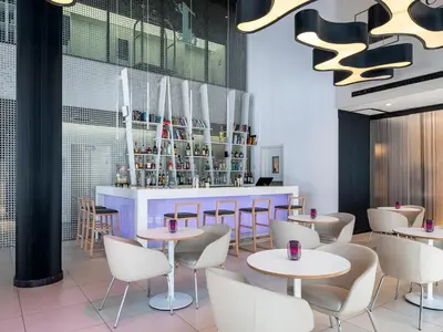 Getränke in der Unterkunft Eurostars Book Hotel