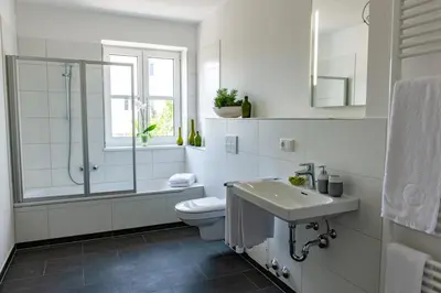 Ein Badezimmer in der Unterkunft Hotel Drei Tannen