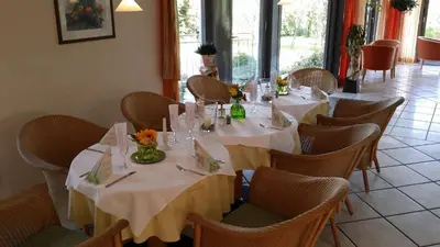 Ein Restaurant oder anderes Speiselokal in der Unterkunft Wirth z ´ Moosham