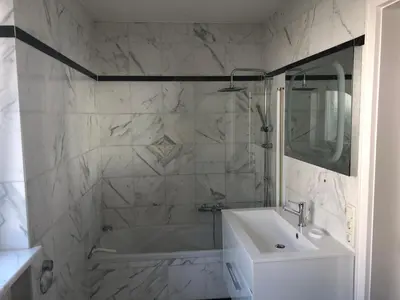 Ein Badezimmer in der Unterkunft Ferienwohnung Messewohnung München Ost