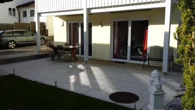Das Gebäude in dem sich die Ferienwohnung befindet