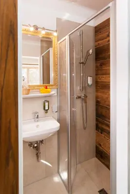 Ein Badezimmer in der Unterkunft Hotel Effland -Sauna -Pool
