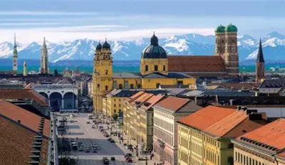 Ein allgemeiner Blick auf München oder ein Stadtblick von der Ferienwohnung aus