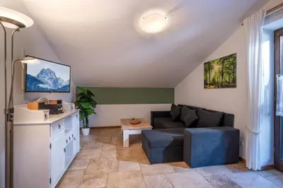 Küche/Küchenzeile in der Unterkunft Bergschlössl - Appartment 25 mit Traumblick über das Inntal