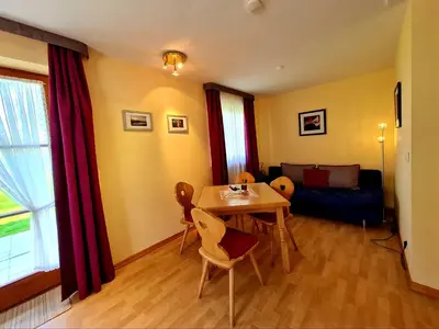 Ein Sitzbereich in der Unterkunft Appartementhaus „die Kuh am See“ (vormals Haus St. Leonhard)