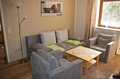 Ein Sitzbereich in der Unterkunft Bergschlössl - Erdgeschosswohnung Hunde sind Willkommen