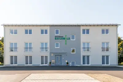 Das Gebäude in dem sich das Aparthotel befindet