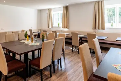 Ein Sitzbereich in der Unterkunft Boardinghaus Bayerwaldpark