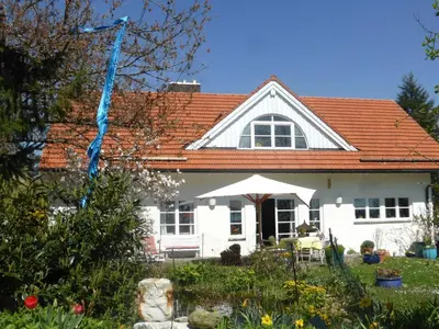 Ein Garten an der Unterkunft Bed and Breakfast Bavaria München